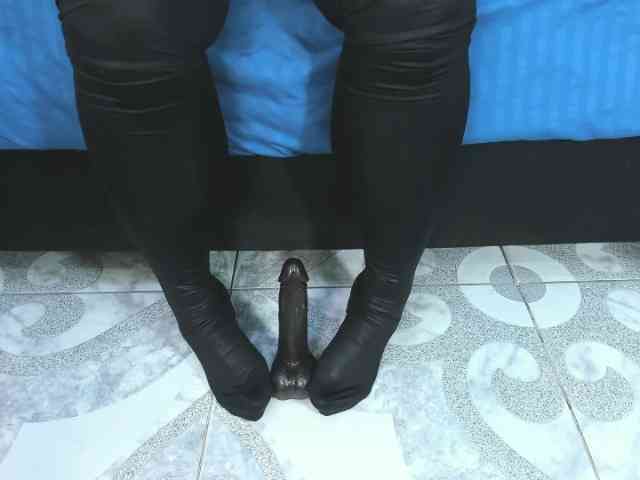 ArianaDiosa webcam