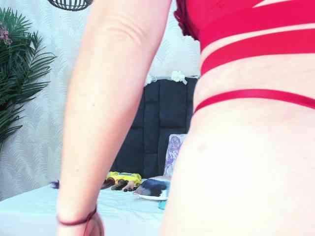 ArianaDiosa webcam