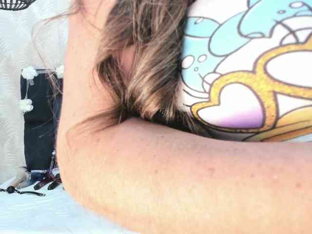 ArianaDiosa webcam