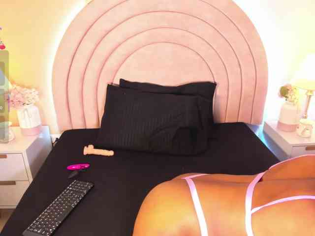 Evaa-Martinez webcam