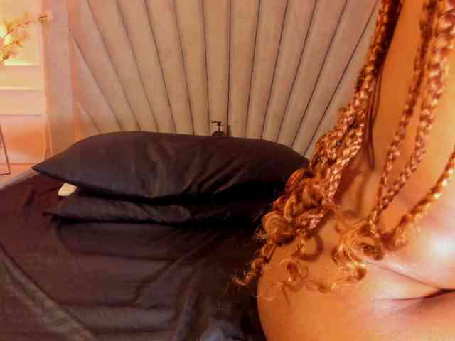 Evaa-Martinez webcam