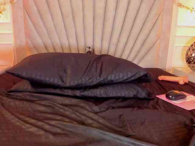 Evaa-Martinez webcam