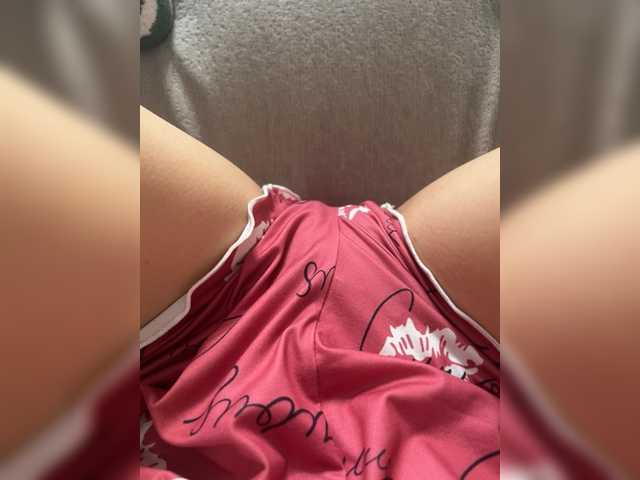 HARIZZMA's BongaCams show and profile