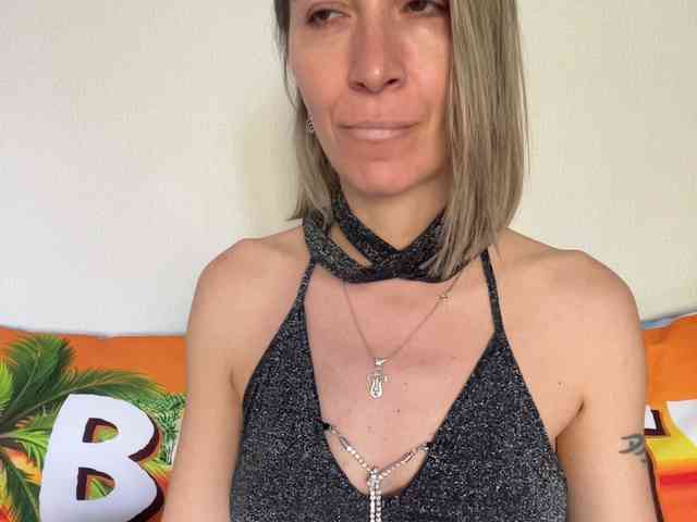 HARIZZMA webcam