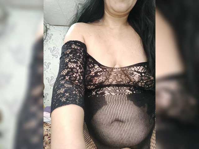ZulfaMillers live cam on BongaCams