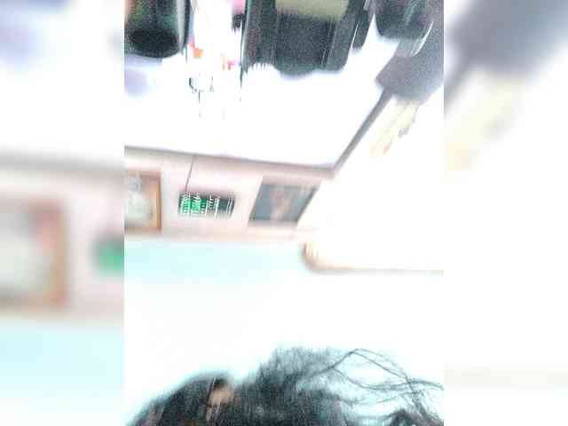 ZulfaMillers webcam