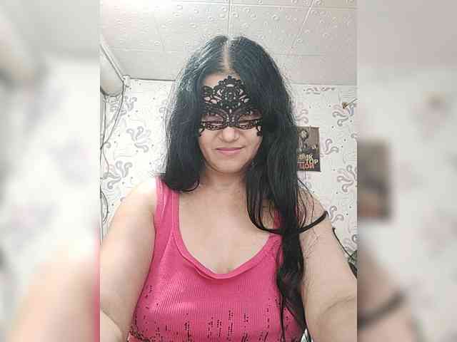 ZulfaMillers webcam