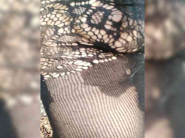 ZulfaMillers webcam