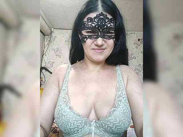 ZulfaMillers webcam