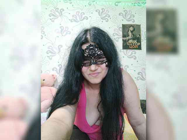ZulfaMillers webcam