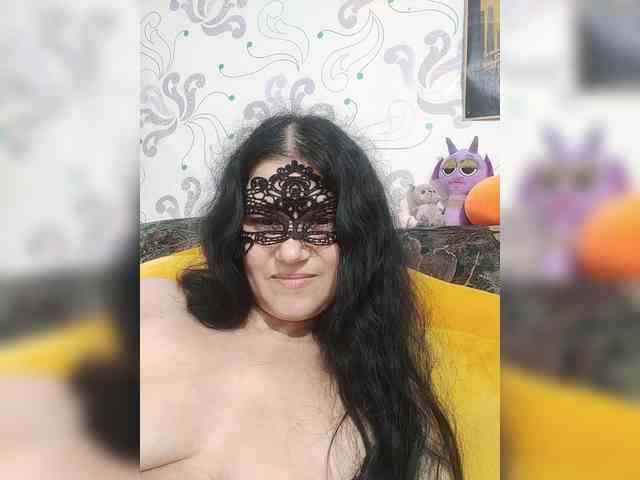 ZulfaMillers webcam