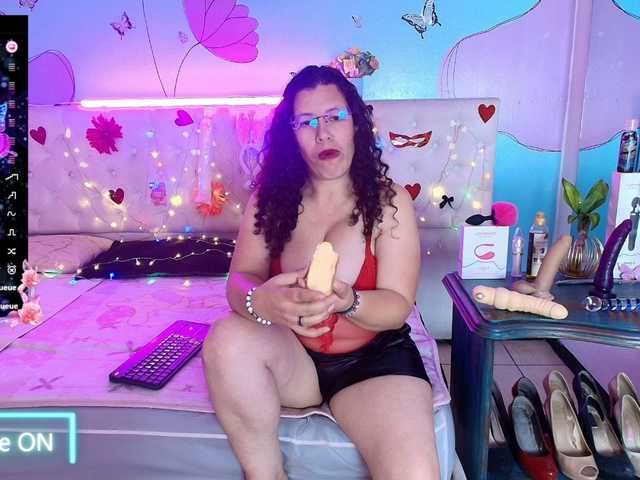 Zalymature live webcam show