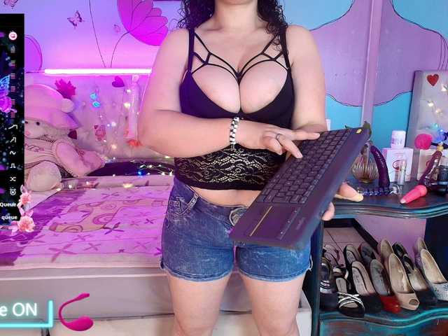 Zalymature live cam on BongaCams