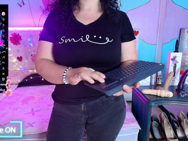 Zalymature live webcam show