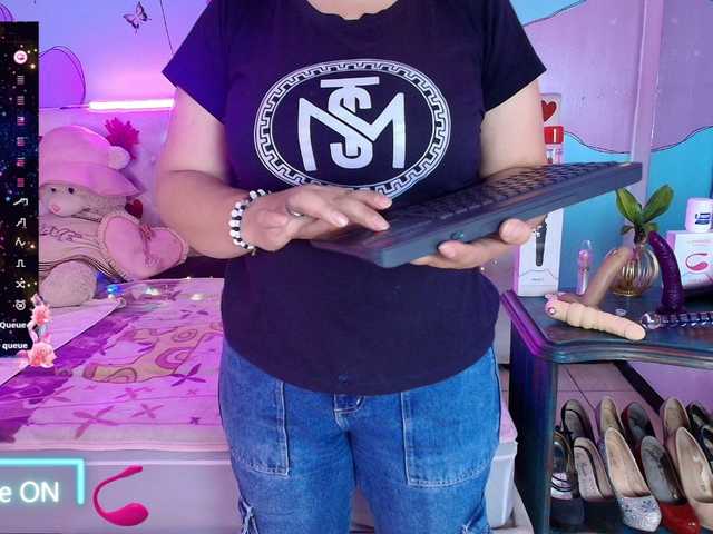 Zalymature live cam on BongaCams