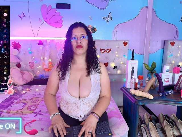 Zalymature live cam on BongaCams
