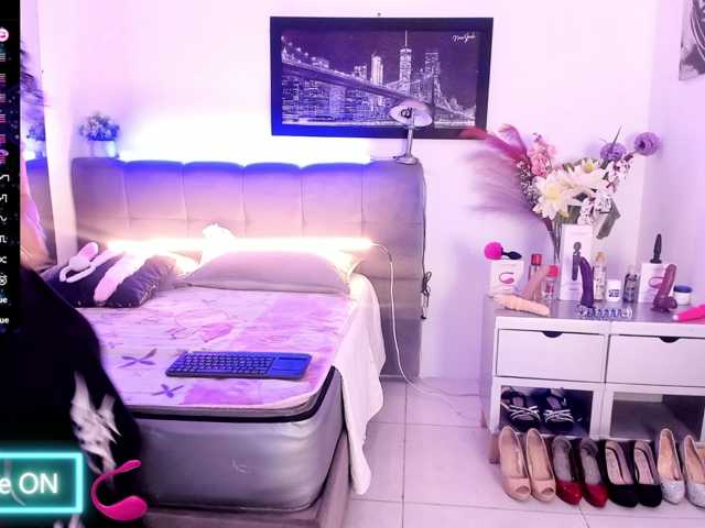 Zalymature live cam on BongaCams