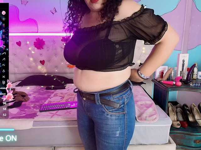 Zalymature live cam on BongaCams