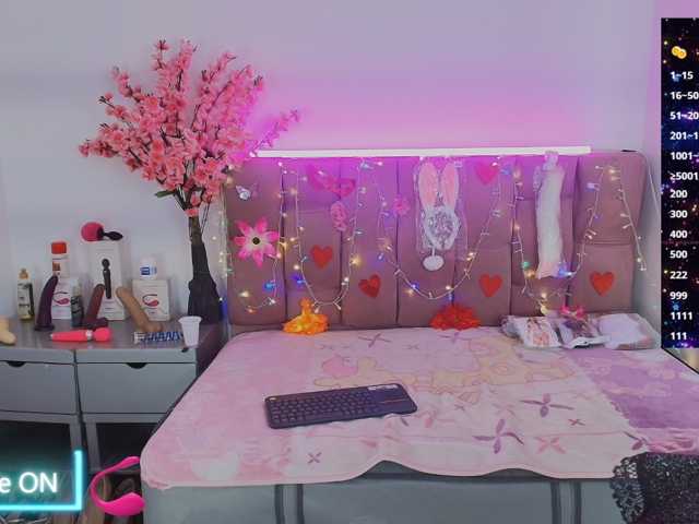 Zalymature live cam preview