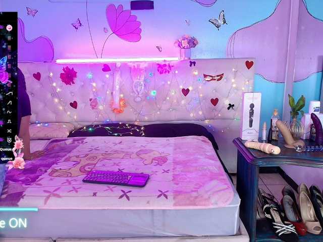 Zalymature live cam on BongaCams