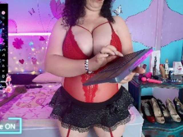 Zalymature live cam on BongaCams