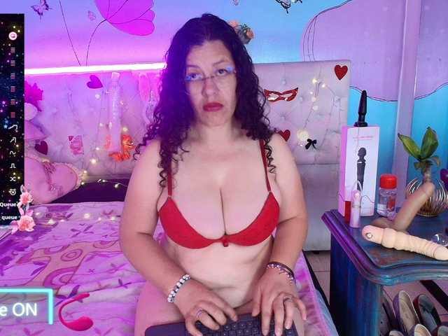 Zalymature live cam on BongaCams