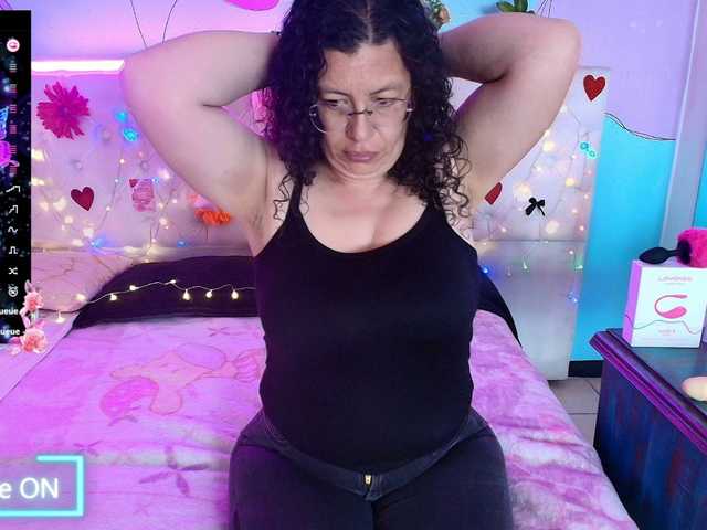 Zalymature live webcam show