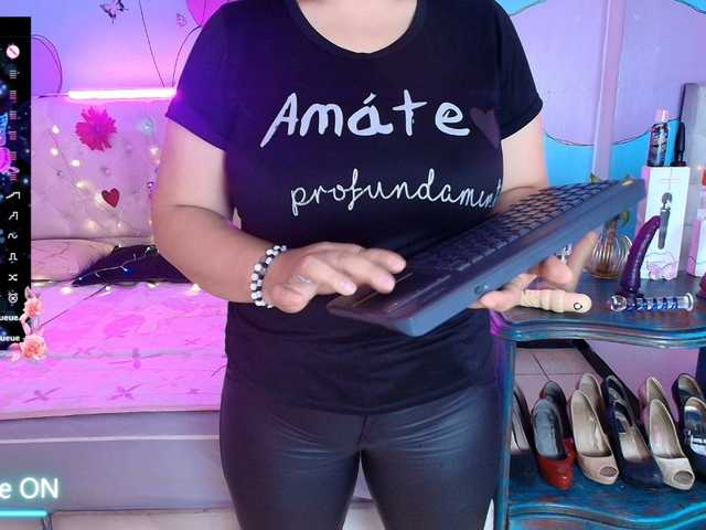 Zalymature live cam on BongaCams