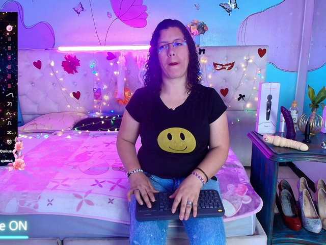 Zalymature live cam on BongaCams
