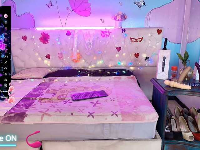 Zalymature live cam preview