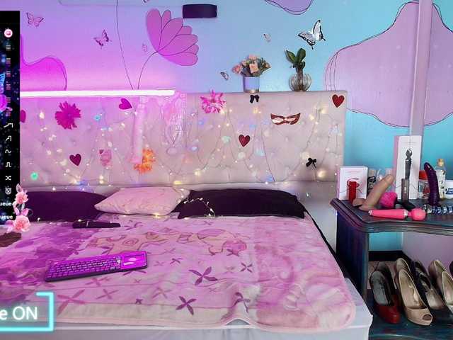 Zalymature live cam on BongaCams