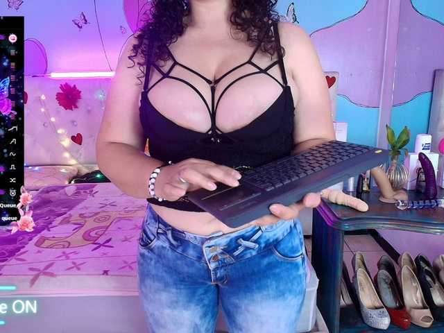 Zalymature live cam on BongaCams
