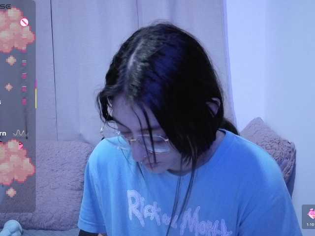 Lesliee22 live webcam show