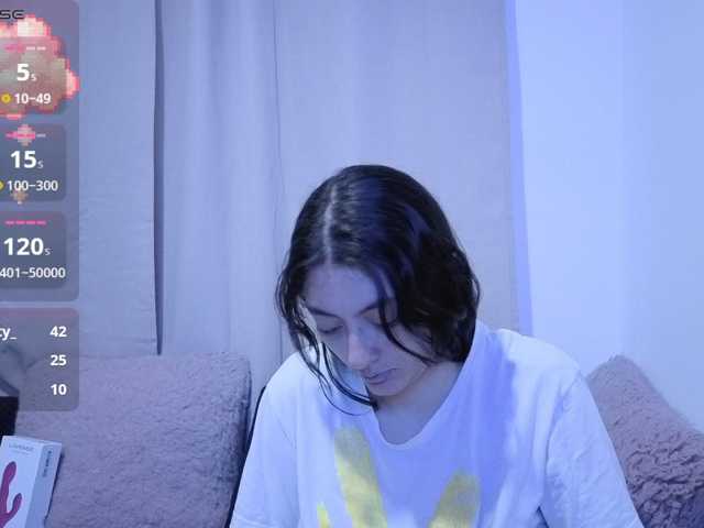 Lesliee22 live cam preview