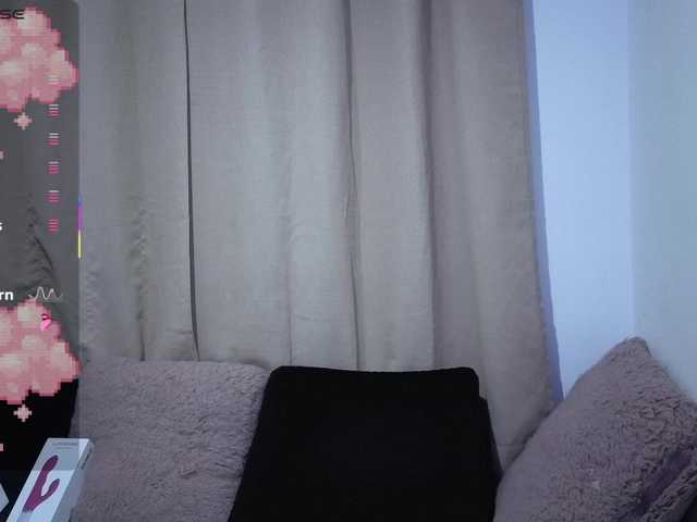 Lesliee22 live webcam show