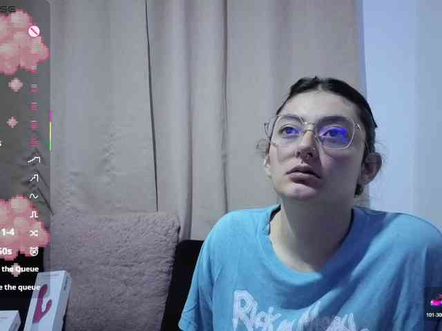 Lesliee22 webcam