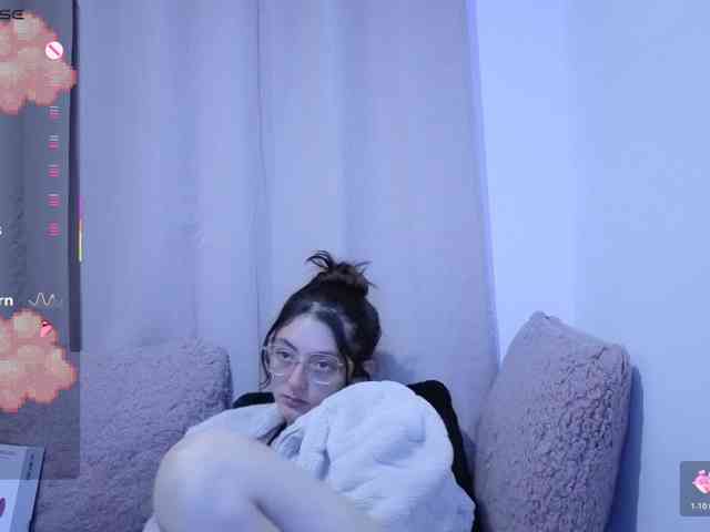Lesliee22 webcam
