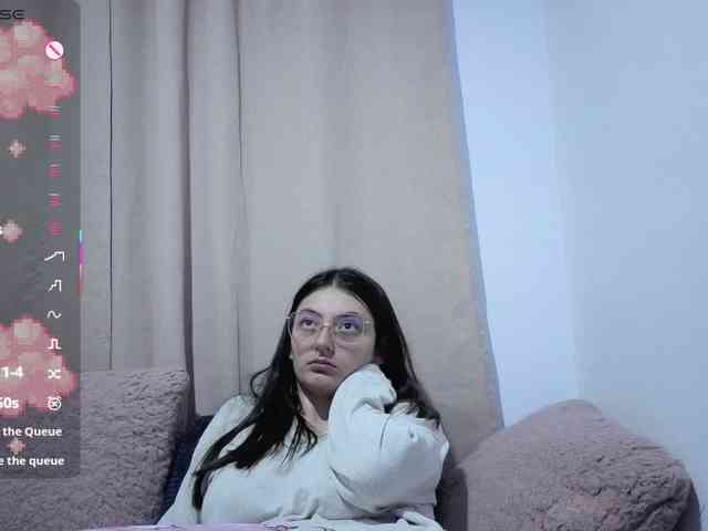 Lesliee22 webcam