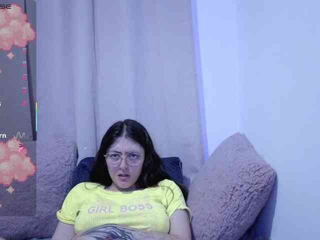 lesliee22's live room