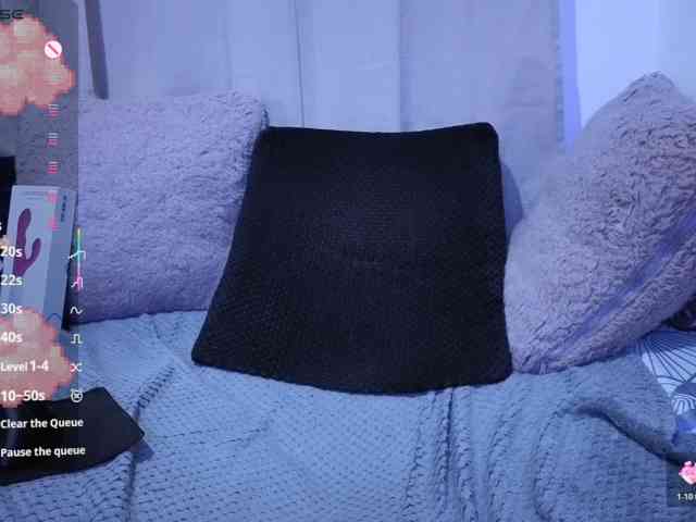 Lesliee22 webcam