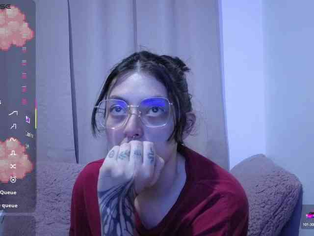Lesliee22 webcam