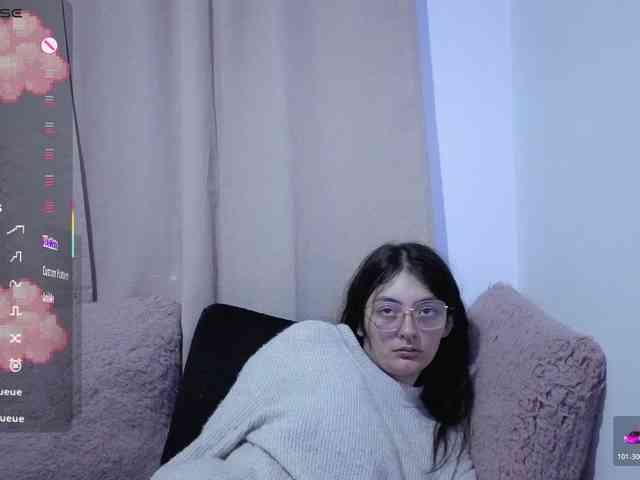 Lesliee22 webcam