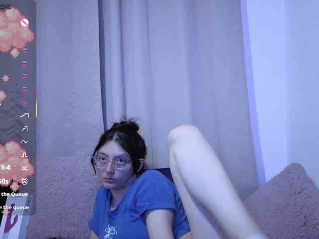 Lesliee22 webcam