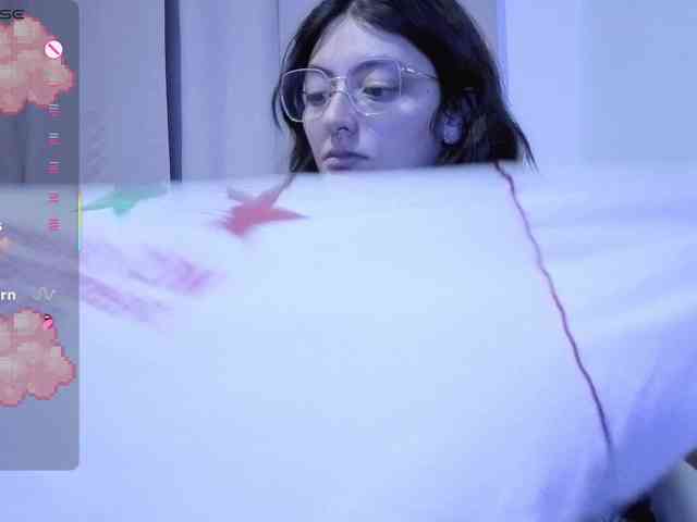 Lesliee22 webcam