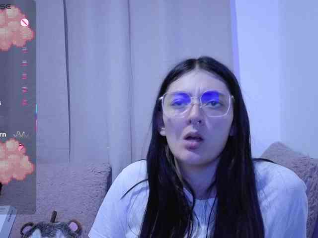 Lesliee22 webcam