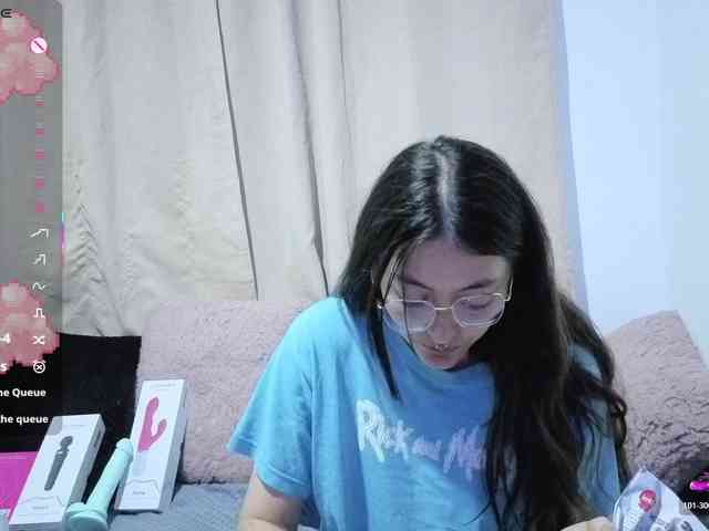 Lesliee22 webcam
