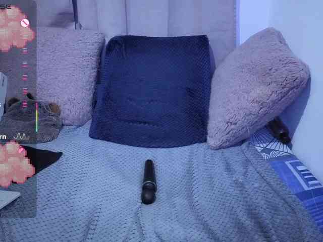 Lesliee22 webcam