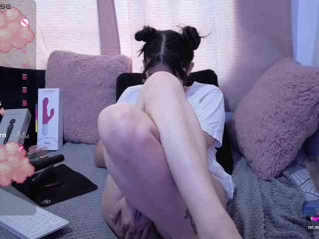 Lesliee22 webcam