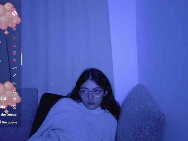 Lesliee22 webcam