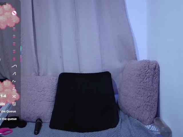 Lesliee22 webcam